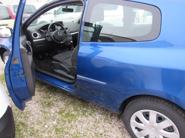 CLIO 1.2 16V CONFORT NEOPATENTATI